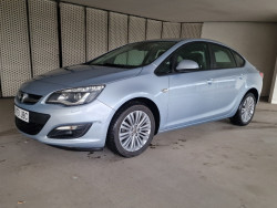 OPEL ASTRA SEDAN 1.4 T GLP